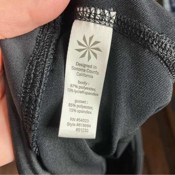 Athleta spin class soul cycling shorts padded size large - Picture 8 of 8